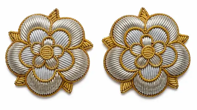 Coldstream Guards NCO Mess Dress Collar Badges — silver and gold bullion rose pair