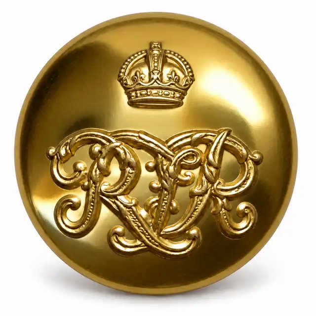 Royal Tank Regiment 30 Ligne Stabrite Bronze Button with Tudor crown, front view