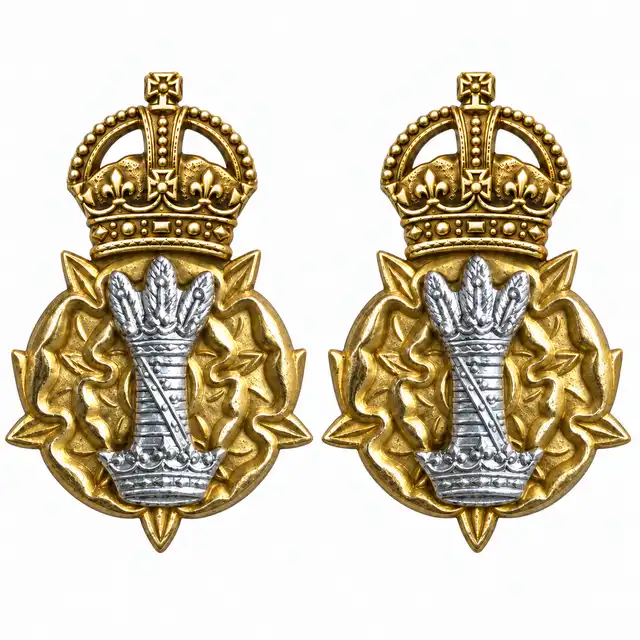 Royal Yeomanry E Squadron Collar Badges (Leicestershire and Derbyshire Yeomanry): matching silver-and-gilt pair with Tudor crowns, same-orientation central devices and gilt roses on white.